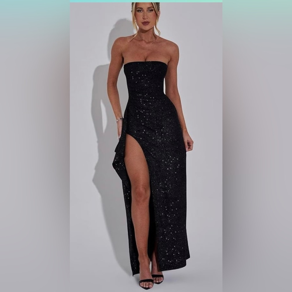Elegant Black Strapless Evening Gown NWT